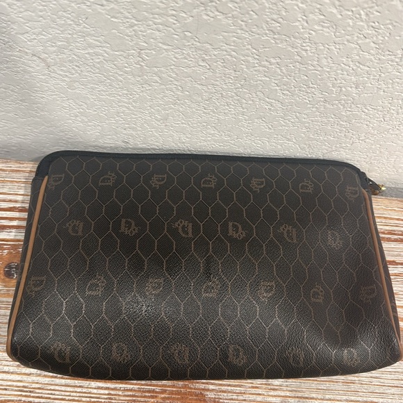 Dior Clutch - Picture 7 of 9